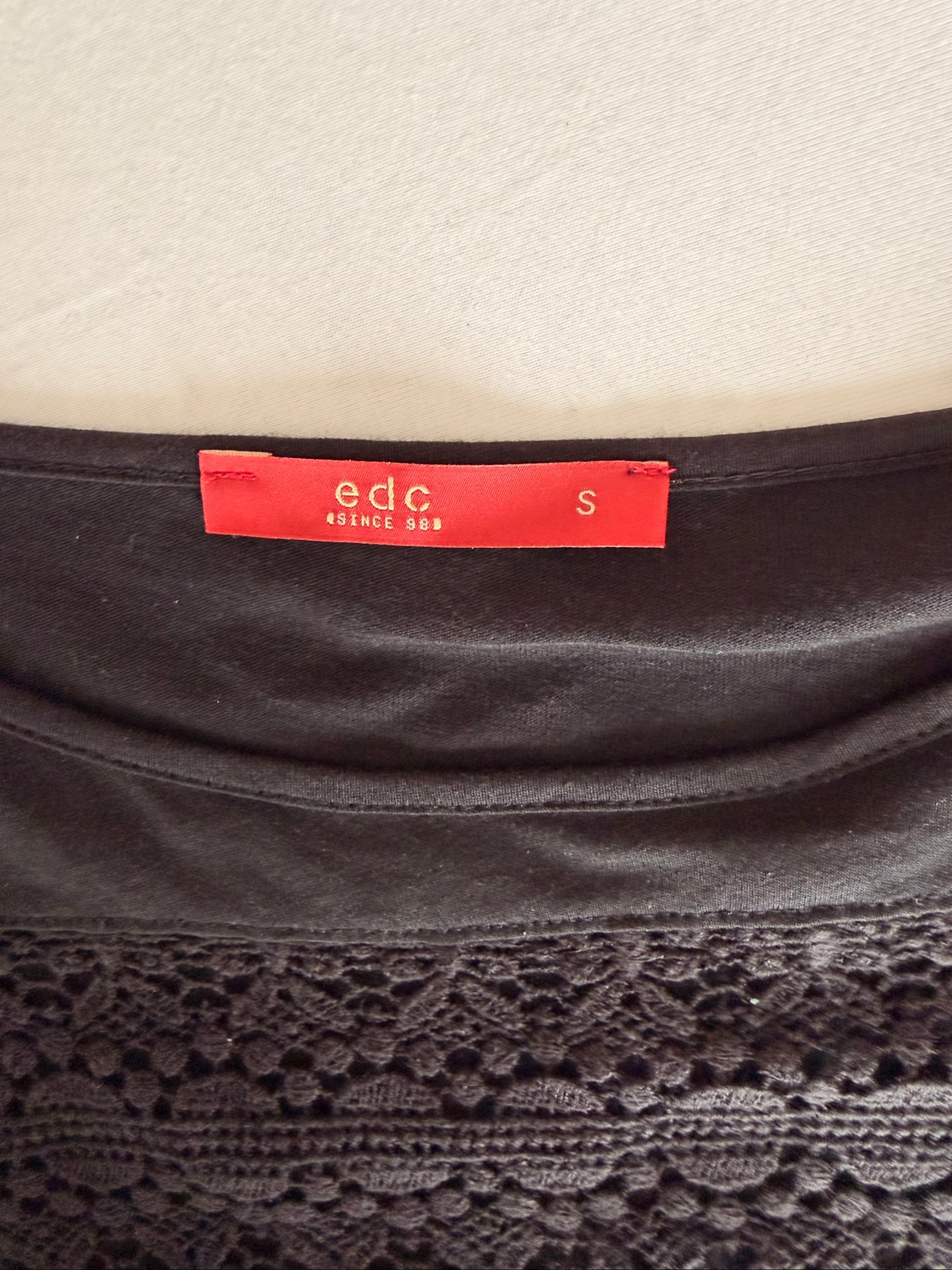 Zwart T-shirt – photo 4